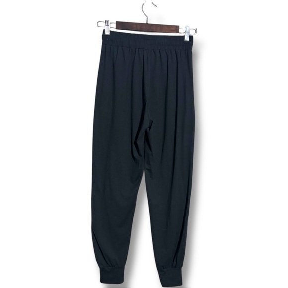 Amazon Basics Women's Black Drawstring Waist Simple Comfy Jogger Pants - Picture 6 of 11